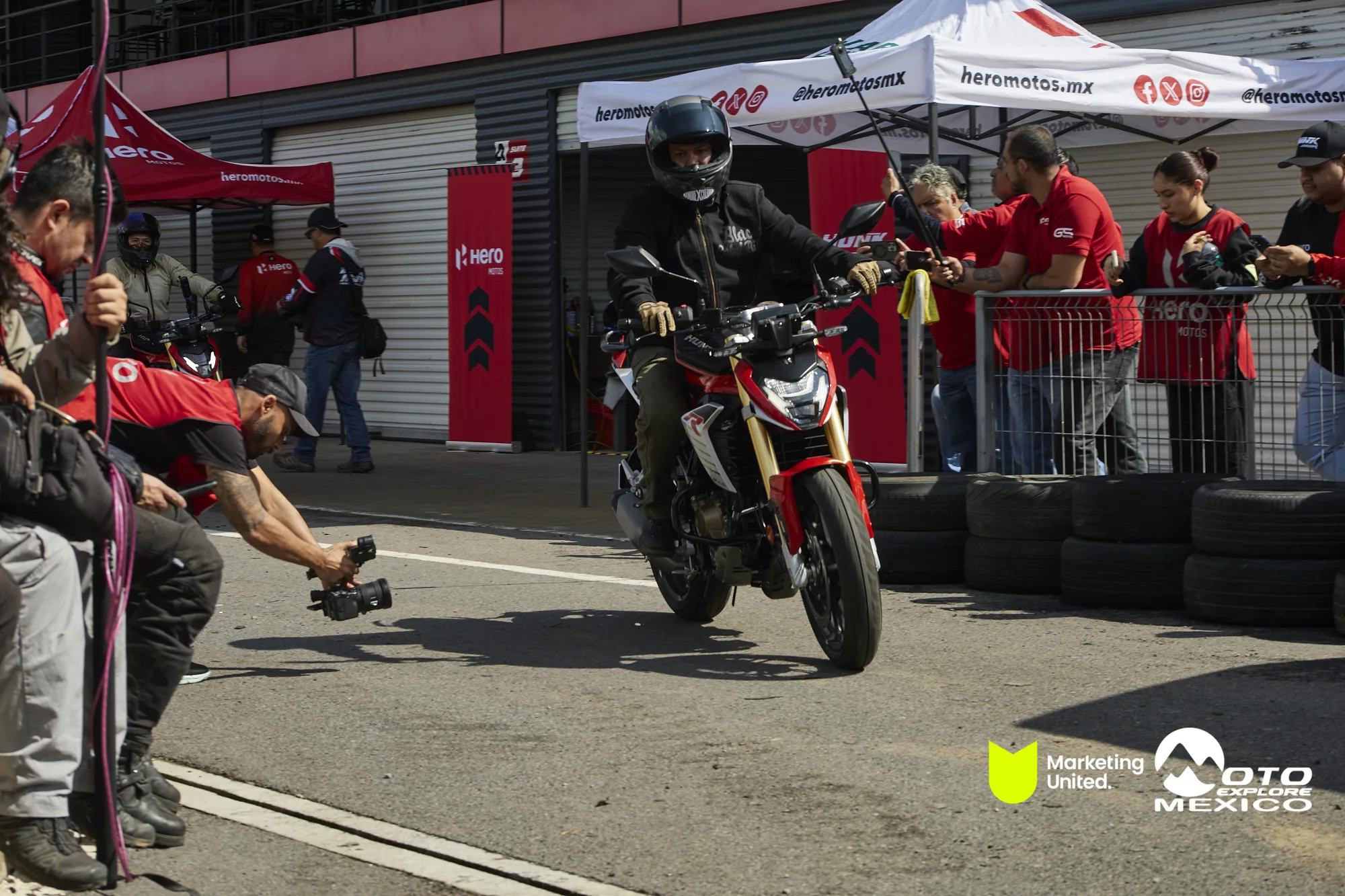 HUNK TRACKDAY 72